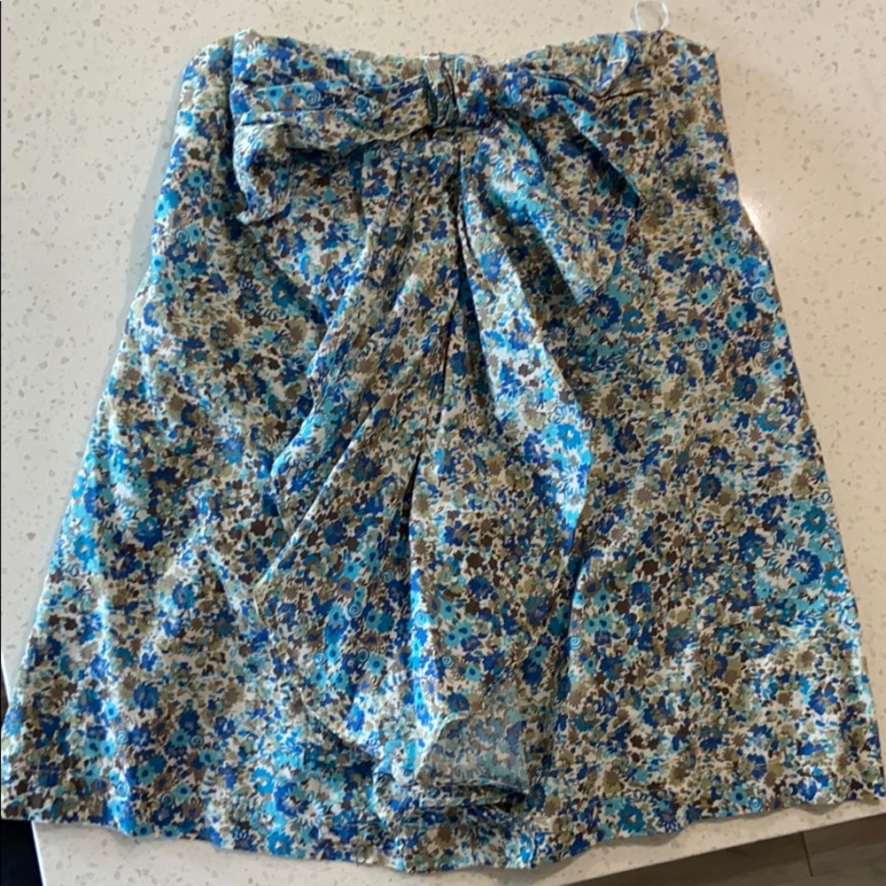 Floral strapless top